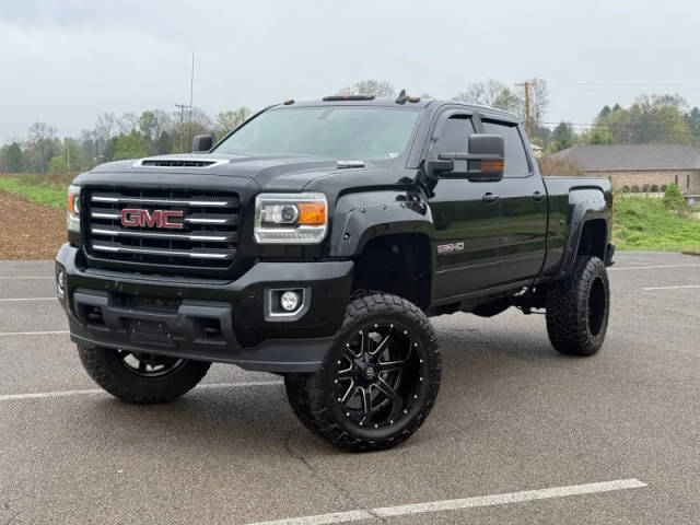 2018 GMC Sierra 2500HD SLT 4WD photo