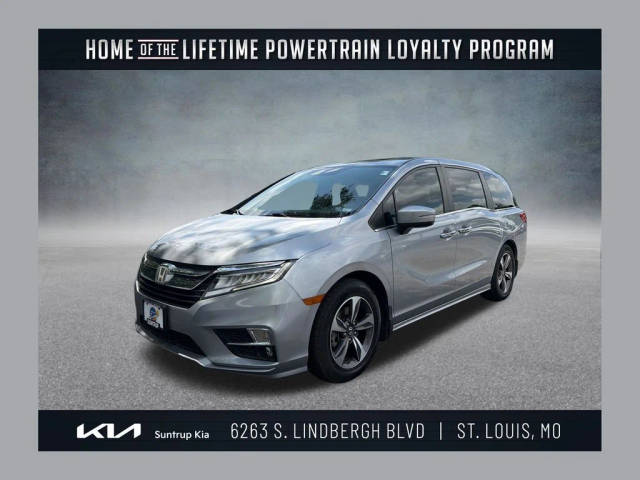 2019 Honda Odyssey Touring FWD photo