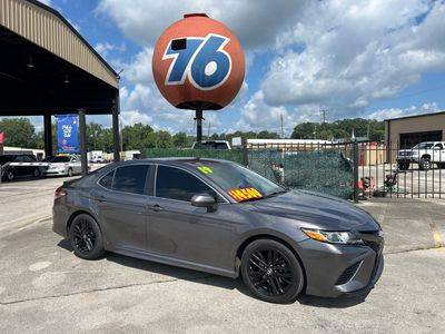 2019 Toyota Camry SE FWD photo