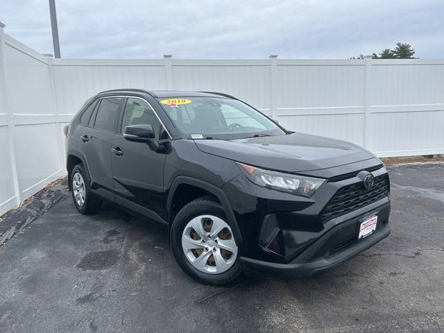 2019 Toyota RAV4 LE AWD photo