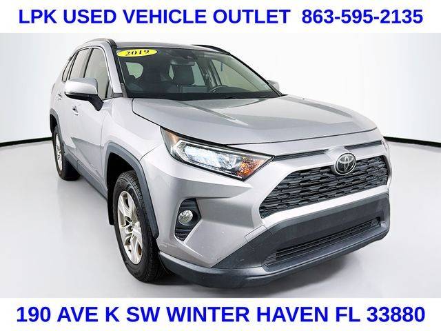 2019 Toyota RAV4 XLE FWD photo