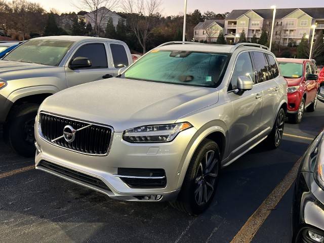 2019 Volvo XC90 Momentum AWD photo