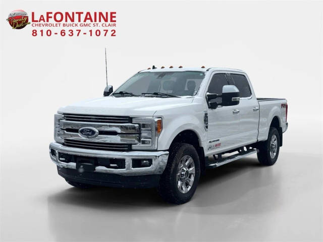 2019 Ford F-350 Super Duty LARIAT 4WD photo