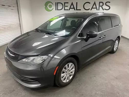 2019 Chrysler Pacifica Minivan L FWD photo