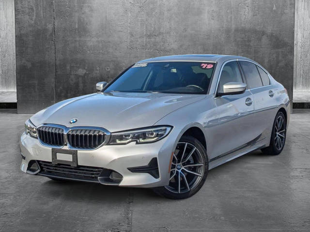 2019 BMW 3 Series 330i RWD photo