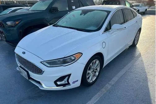 2019 Ford Fusion Energi Titanium FWD photo