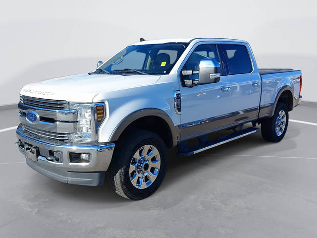 2019 Ford F-250 Super Duty LARIAT 4WD photo