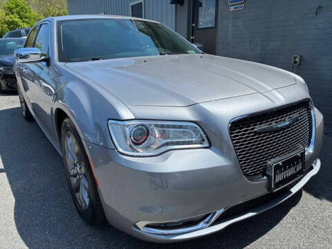 2018 Chrysler 300 Limited AWD photo