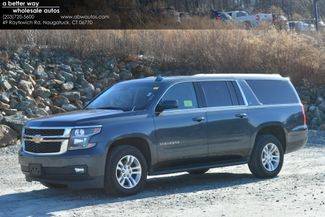 2019 Chevrolet Suburban LT 4WD photo