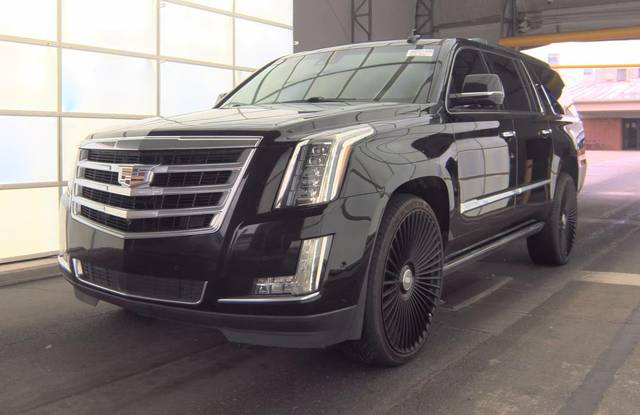 2019 Cadillac Escalade ESV Premium Luxury 4WD photo