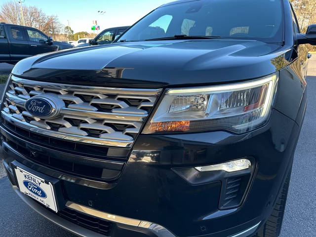 2019 Ford Explorer Limited FWD photo