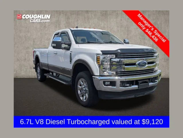 2019 Ford F-350 Super Duty LARIAT 4WD photo