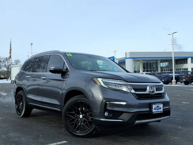 2019 Honda Pilot Touring 7-Passenger AWD photo