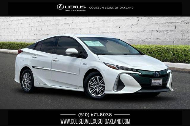 2019 Toyota Prius Prime Plus FWD photo