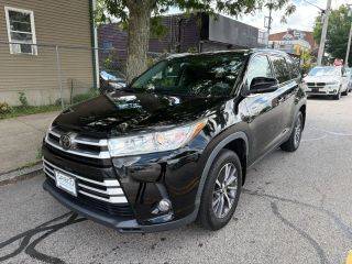 2019 Toyota Highlander XLE AWD photo