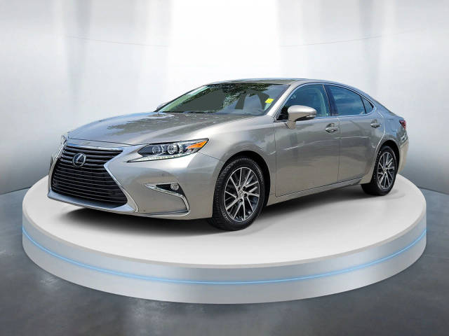 2016 Lexus ES FWD photo
