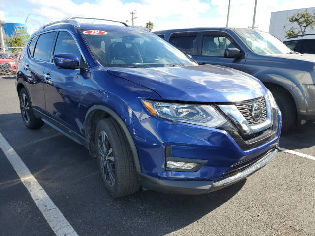 2019 Nissan Rogue SV FWD photo