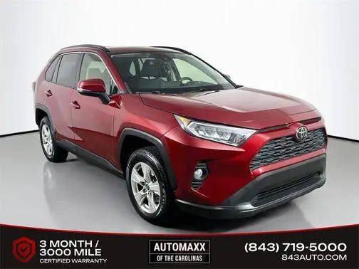2019 Toyota RAV4 XLE FWD photo