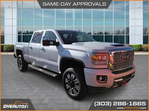 2019 GMC Sierra 2500HD Denali 4WD photo