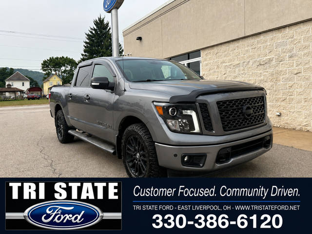 2019 Nissan Titan SV 4WD photo