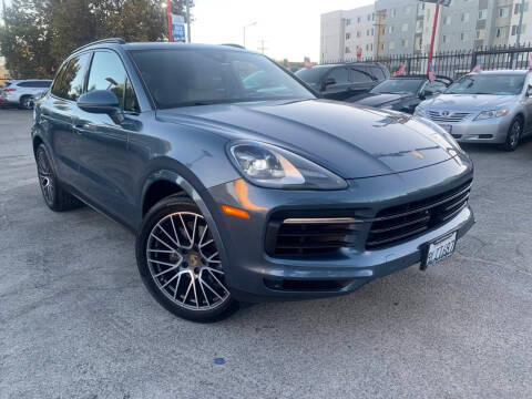 2019 Porsche Cayenne AWD photo