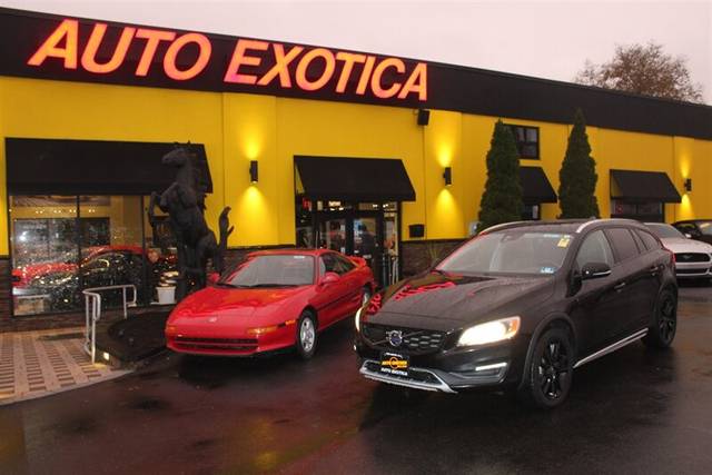 2018 Volvo V60 Cross Country  AWD photo