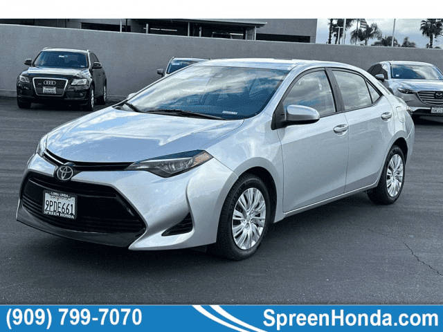 2018 Toyota Corolla LE FWD photo