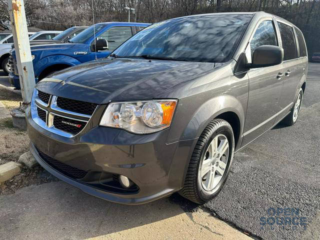 2018 Dodge Grand Caravan SXT FWD photo