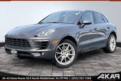 2016 Porsche Macan S AWD photo