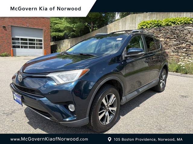 2018 Toyota RAV4 XLE FWD photo