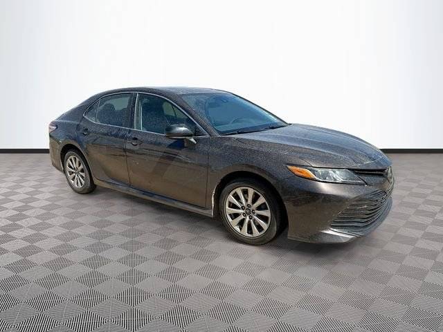 2019 Toyota Camry LE FWD photo