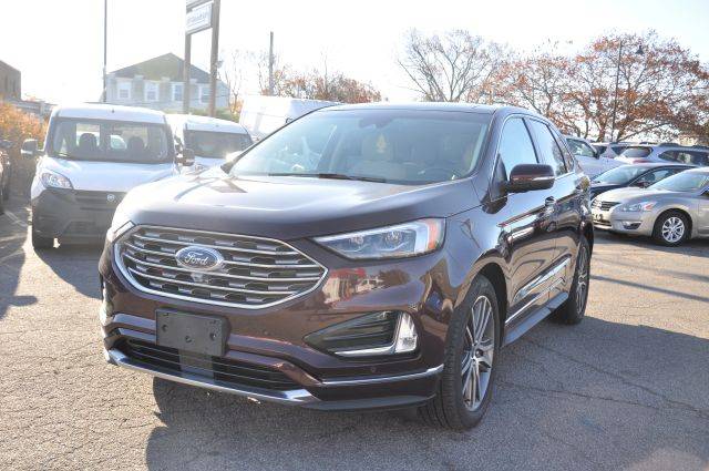 2019 Ford Edge Titanium AWD photo
