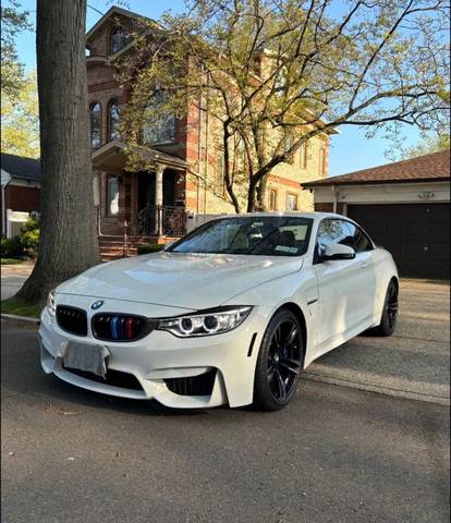 2016 BMW M4  RWD photo