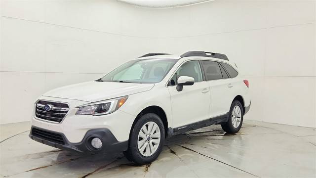 2018 Subaru Outback Premium AWD photo