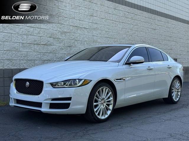 2018 Jaguar XE 35t Portfolio Limited Edition AWD photo