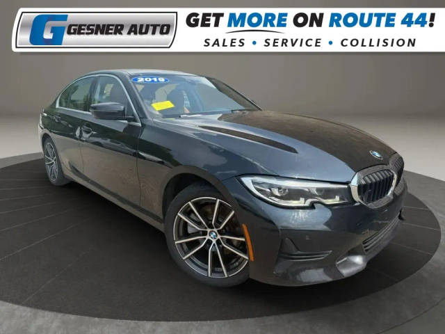 2019 BMW 3 Series 330i xDrive AWD photo