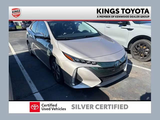 2019 Toyota Prius Prime Premium FWD photo
