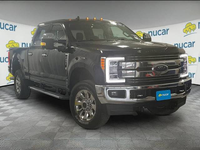 2019 Ford F-250 Super Duty LARIAT 4WD photo