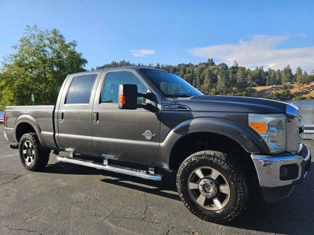 2016 Ford F-250 Super Duty Lariat 4WD photo