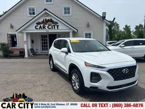 2019 Hyundai Santa Fe SE AWD photo