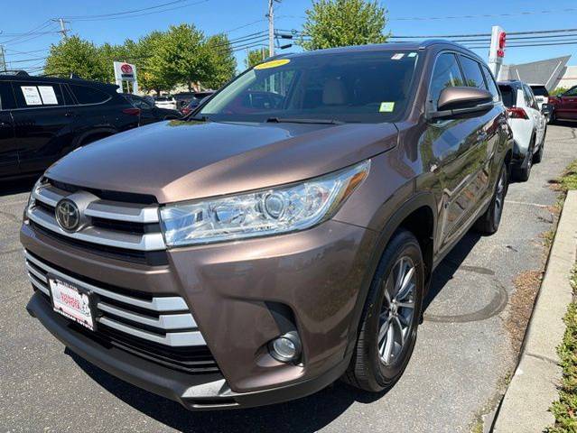 2019 Toyota Highlander XLE AWD photo