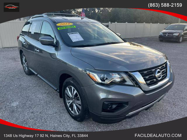 2019 Nissan Pathfinder S FWD photo