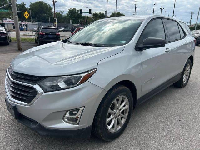 2019 Chevrolet Equinox LS FWD photo