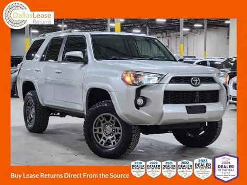 2019 Toyota 4Runner SR5 4WD photo