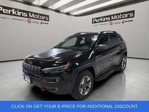 2019 Jeep Cherokee Trailhawk 4WD photo