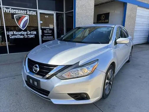 2017 Nissan Altima 2.5 SV FWD photo