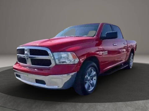 2017 Ram 1500 SLT 4WD photo
