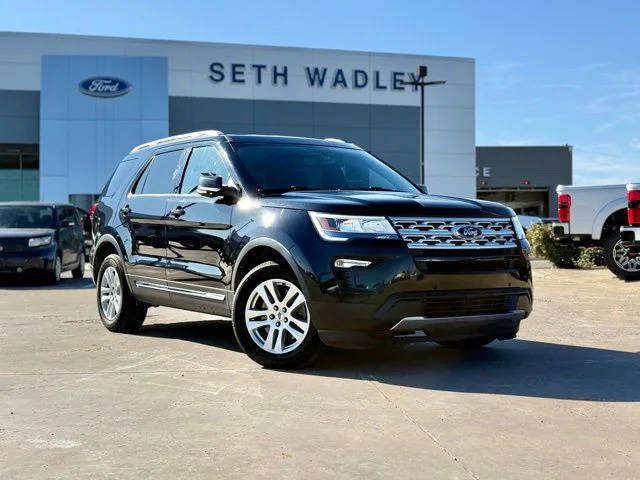 2019 Ford Explorer XLT 4WD photo