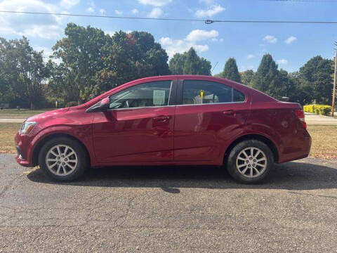 2019 Chevrolet Sonic LT FWD photo