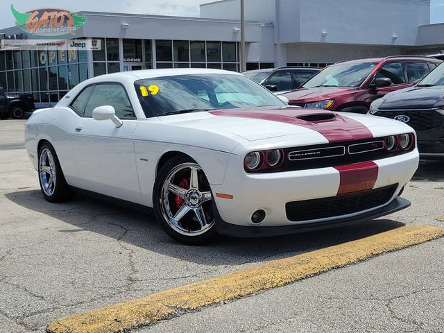 2019 Dodge Challenger R/T RWD photo